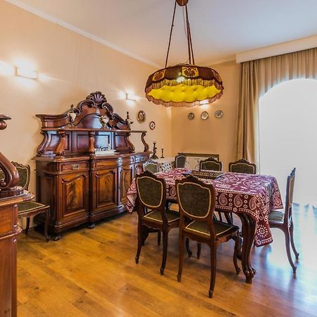 Apartment At 12 Baratashvili Street Тбілісі Екстер'єр фото